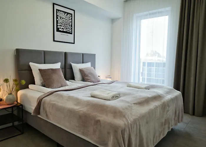 Bliss 16 By Housine Apartment Zator